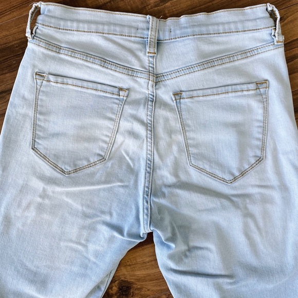 Glistening Jeans - Picture 11 of 11